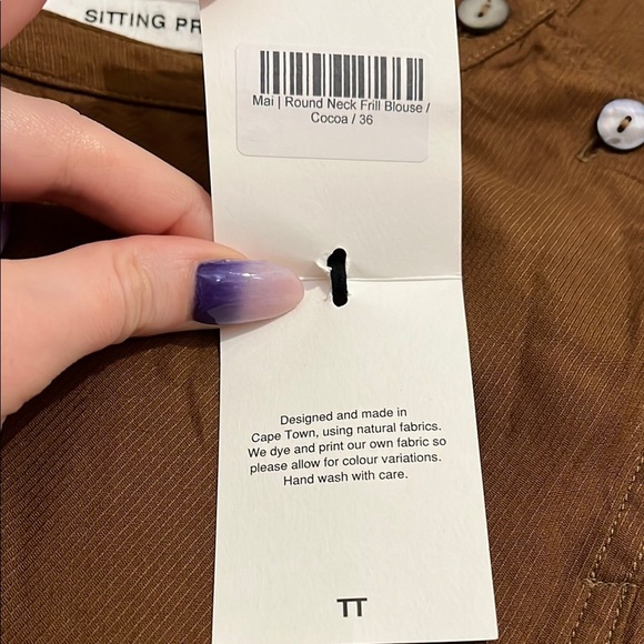 Sitting Pretty Mai Round Neck Frill Blouse South African Boutique Sleeveless Top - Picture 5 of 12